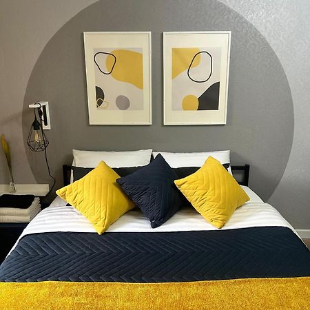 Almatyda На Басенова Apartment Ngoại thất bức ảnh