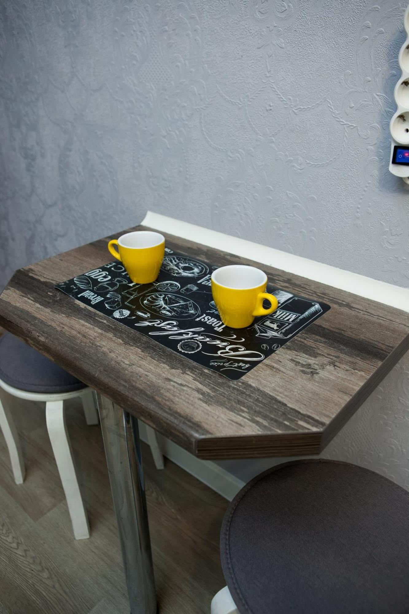 Almatyda На Басенова Apartment Phòng bức ảnh