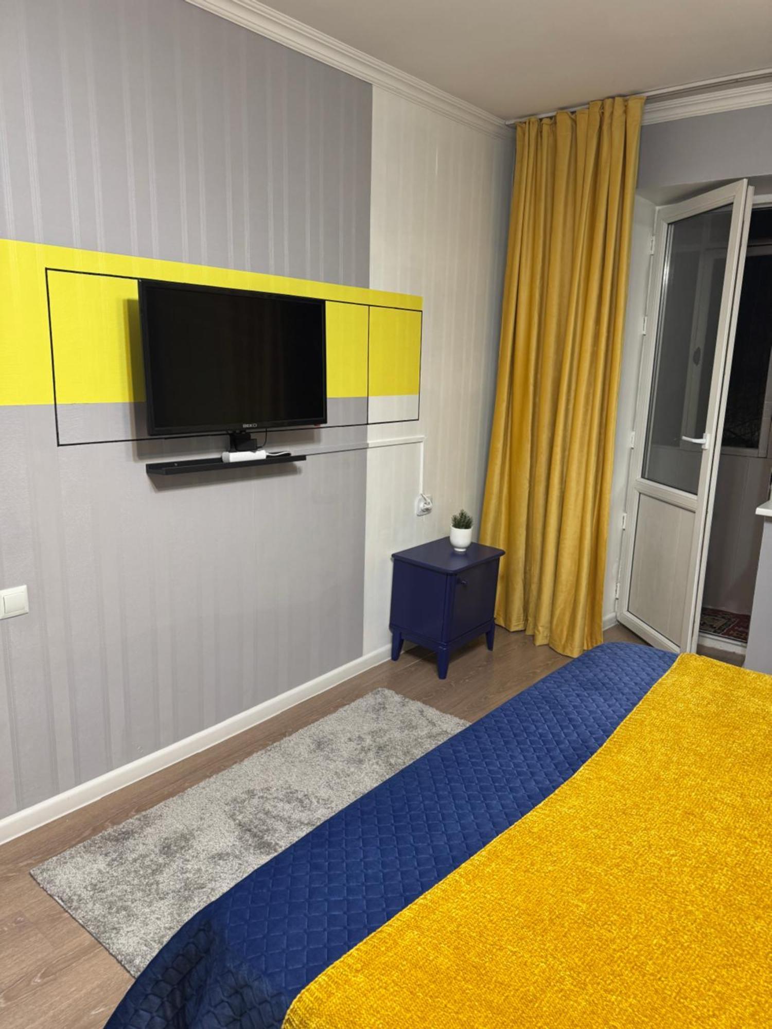 Almatyda На Басенова Apartment Phòng bức ảnh