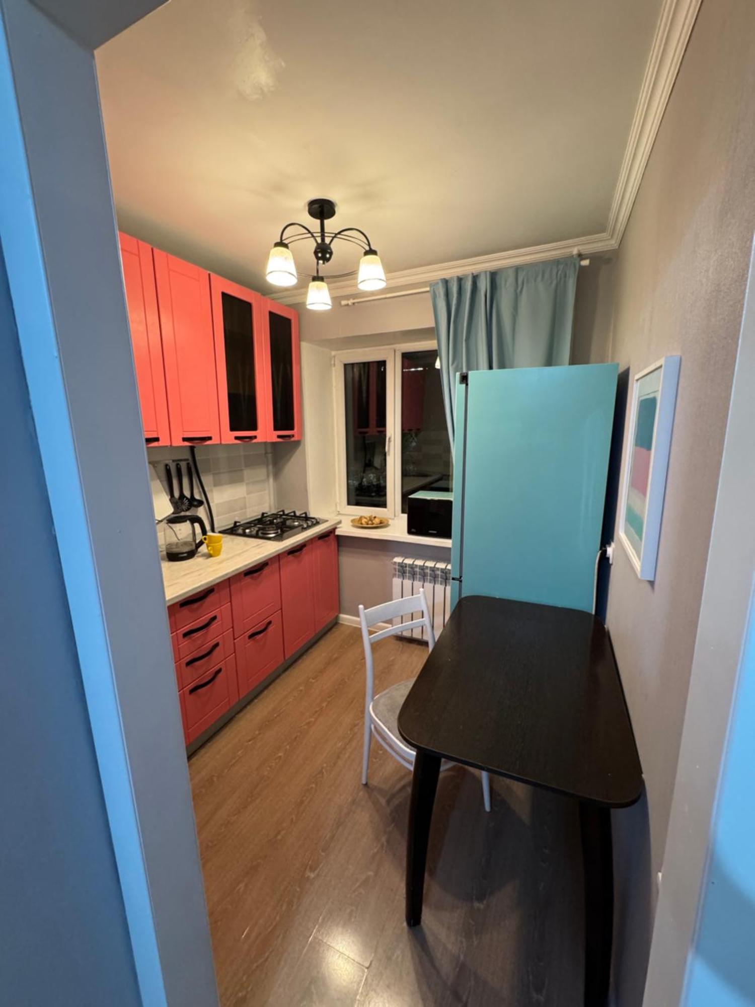 Almatyda На Басенова Apartment Phòng bức ảnh